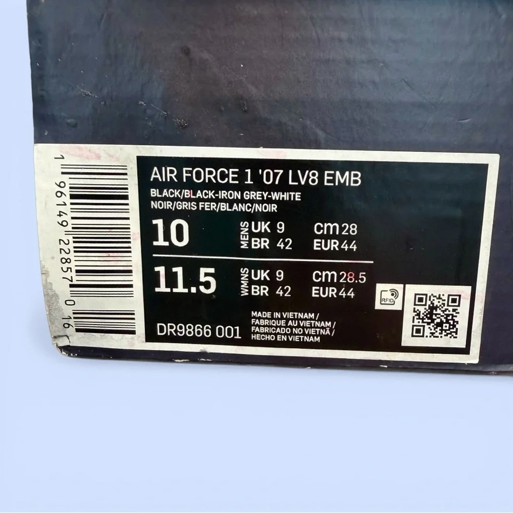 Nike Air Force 1 Low '07 LV8 World Champ Lakers M Sz 10, W Sz 11.5‎ Black Purple